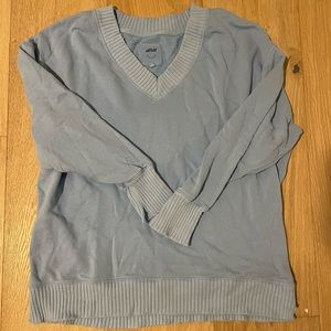 AERIE blue v-neck sweatshirt size: small